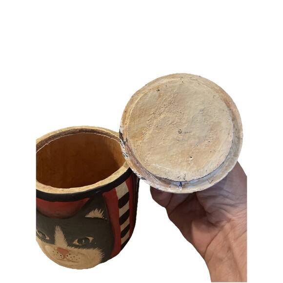 Vintage Wooden Hand Carved Hand Painted Trinket Box 6x4” - Picture 6 of 8